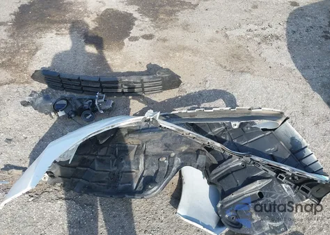 2016 Toyota Avalon Xle z USA, uszkodzony, nr VIN 4T1BK1EB4GU198017